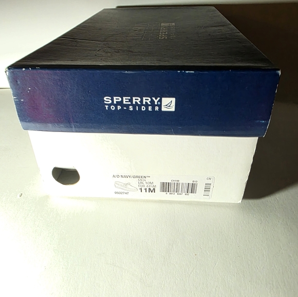 Sperry Men's Blue and Green Boat Shoes. - Picture 13 of 13